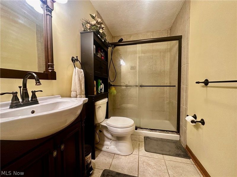 112 Berry Lane, Marietta, OH 45750 Photo 14
