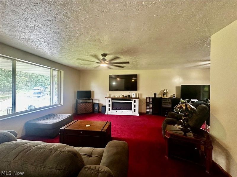 112 Berry Lane, Marietta, OH 45750 Photo 2