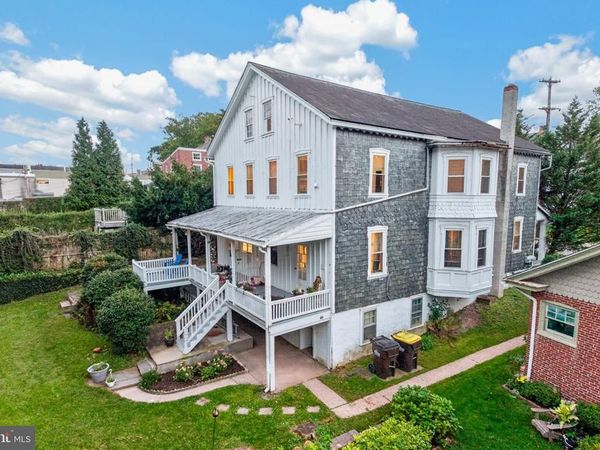 646-656 MAIN STREET, SCHWENKSVILLE, PA 19473