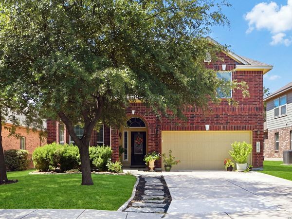 10727 NEWCROFT PL, Helotes, TX 78023