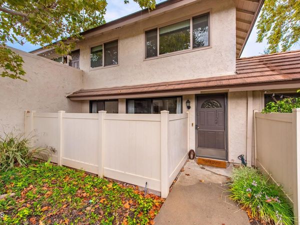 1124 Landsburn Circle, Westlake Village, CA 91361