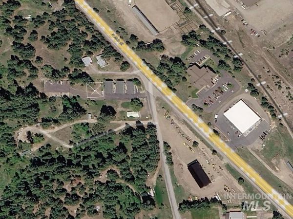 107 N Cabarton Rd #7 And #8, Cascade, ID 83611