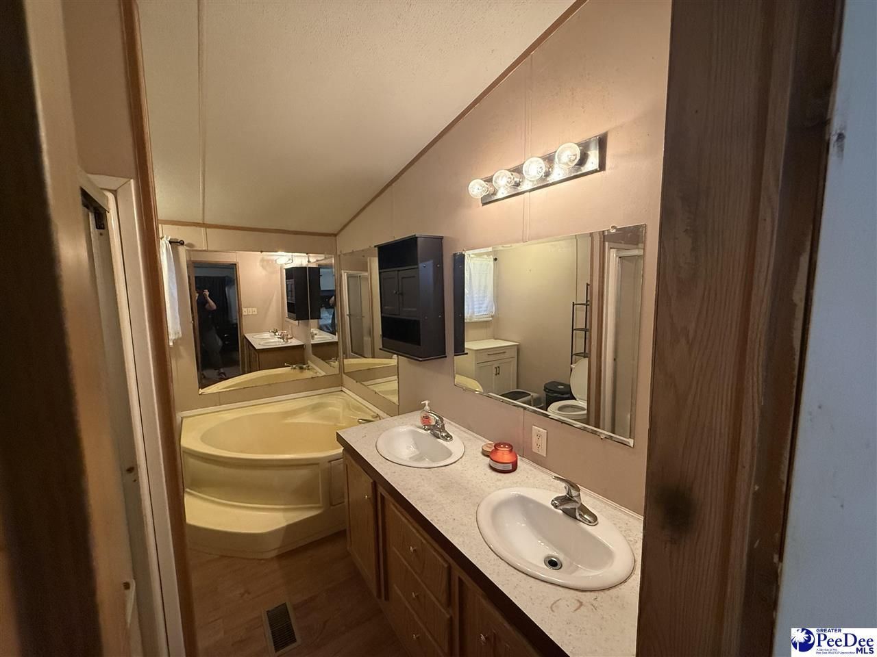 7770 Highway 265 Photo 9