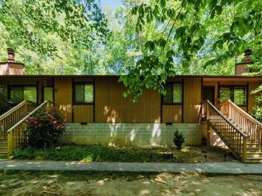 415 Tall Oaks Road, Unit A & B, Chapel Hill, NC 27516