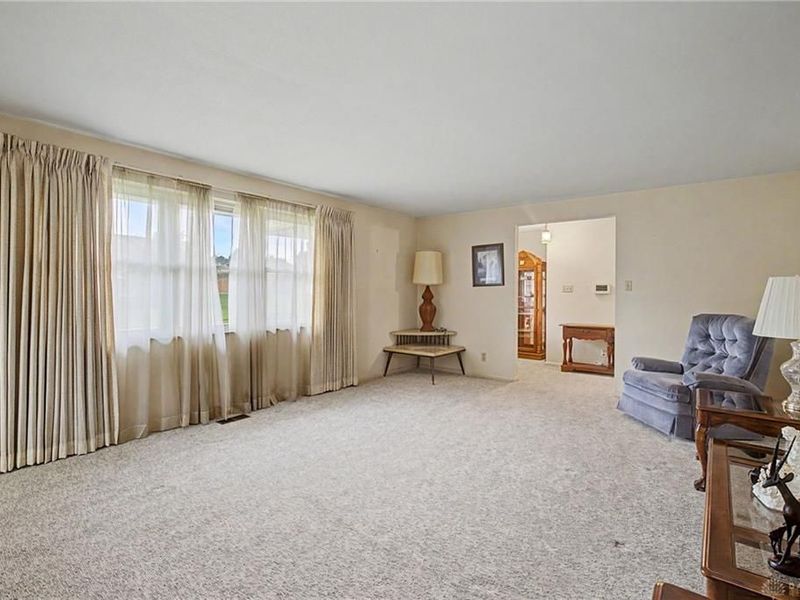1268 Ponderosa Court, Fairborn, OH 45324 Photo 4