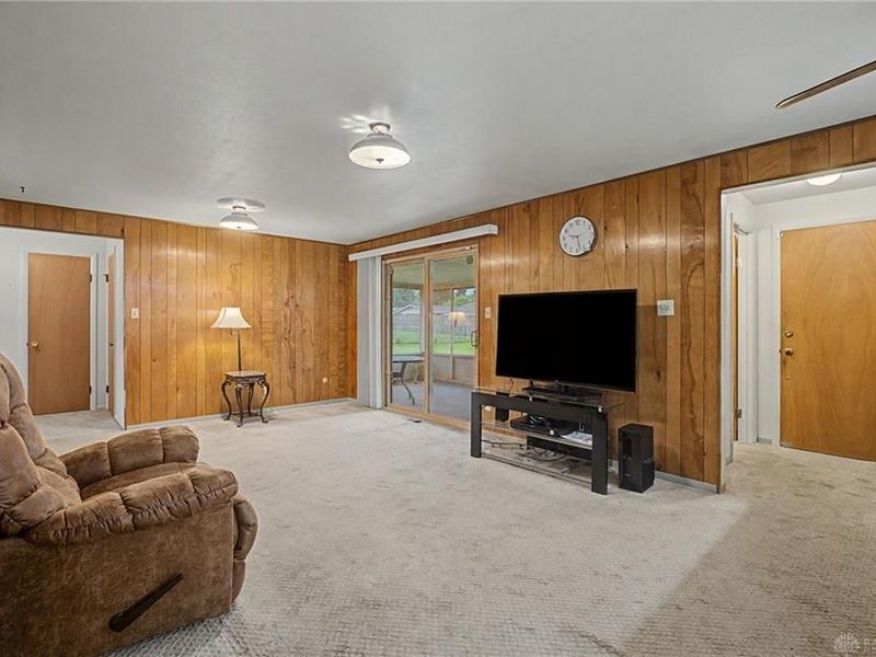 1268 Ponderosa Court, Fairborn, OH 45324 Photo 9