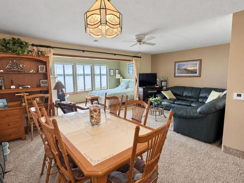 503 W Lakeshore Drive, Unit B4, Port Clinton, OH 43452 Photo 8