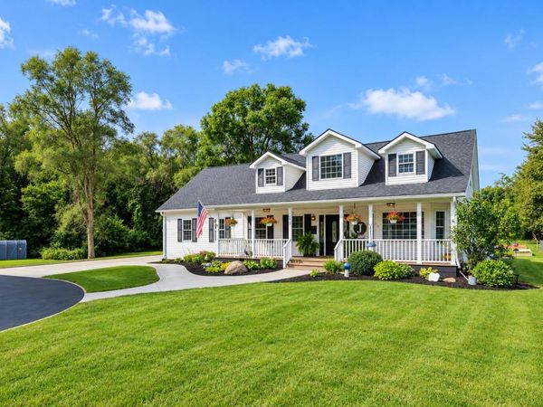 1469 Roods Lake Road, Lapeer, MI 48446
