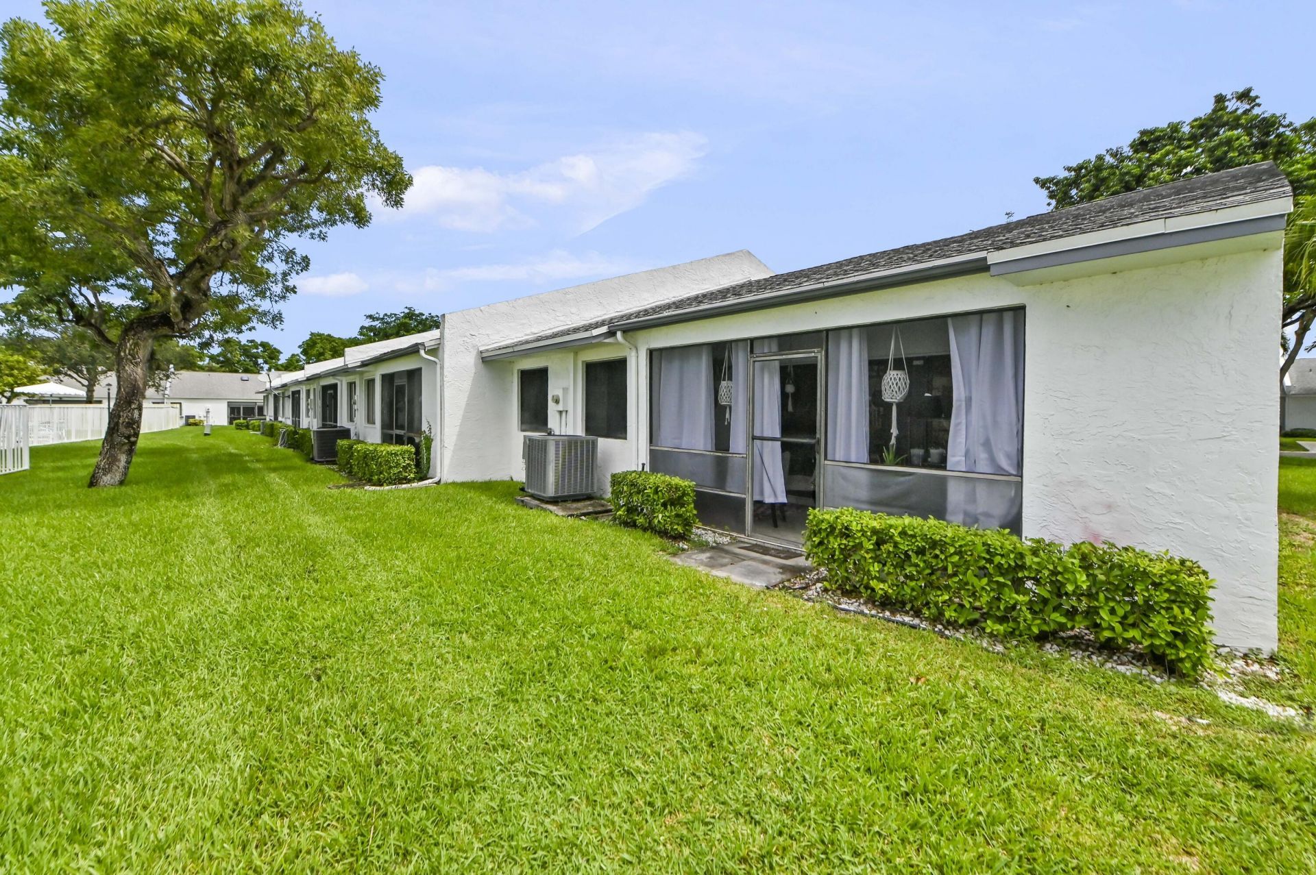 141 Par Drive, Royal Palm Beach, FL 33411 Photo