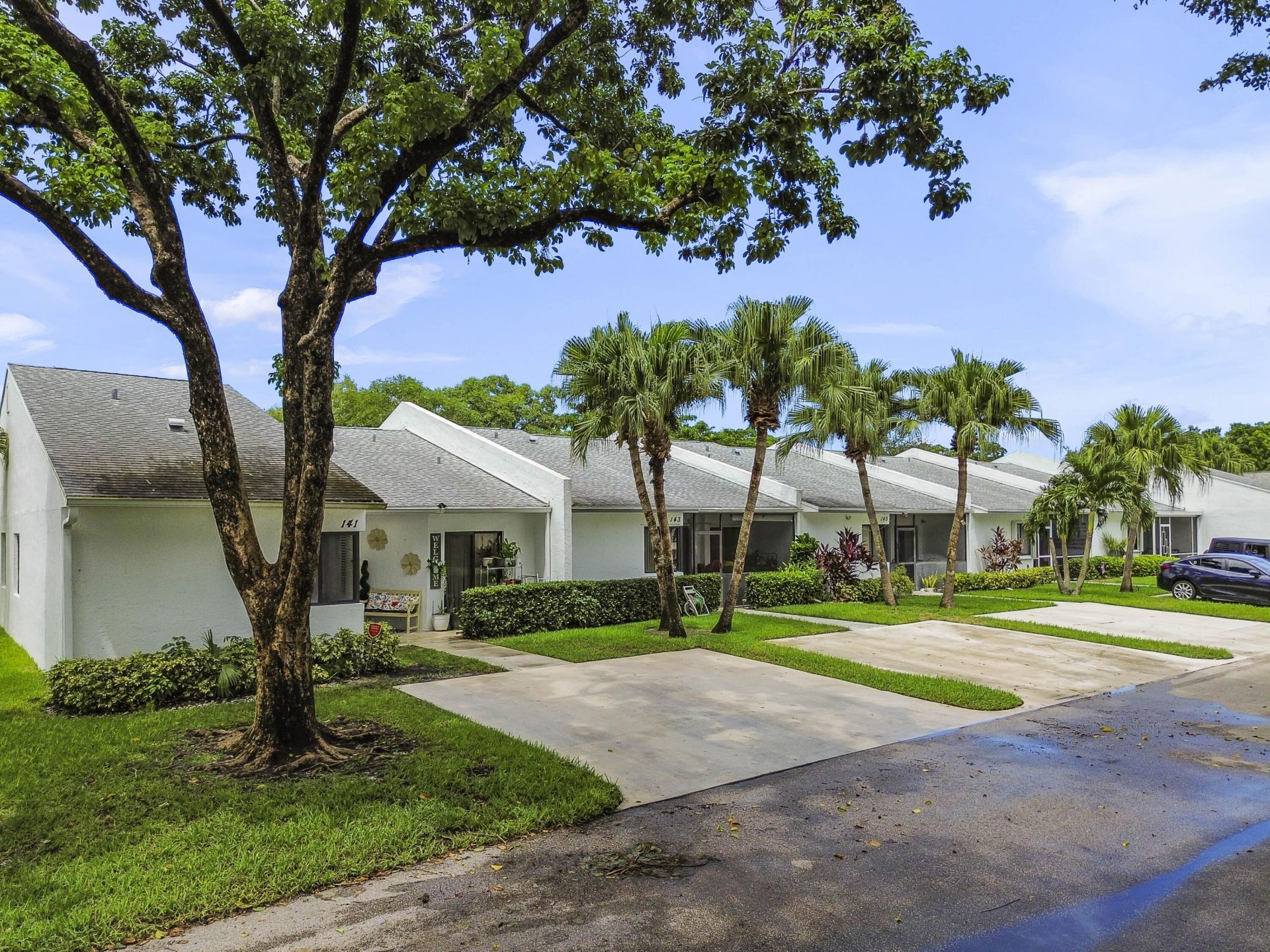141 Par Drive, Royal Palm Beach, FL 33411 Photo