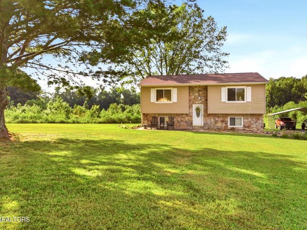 140 Susack Lane, Wartburg, TN 37887