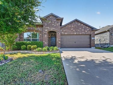 2508 Clay Creek Lane, Fort Worth, TX 76177