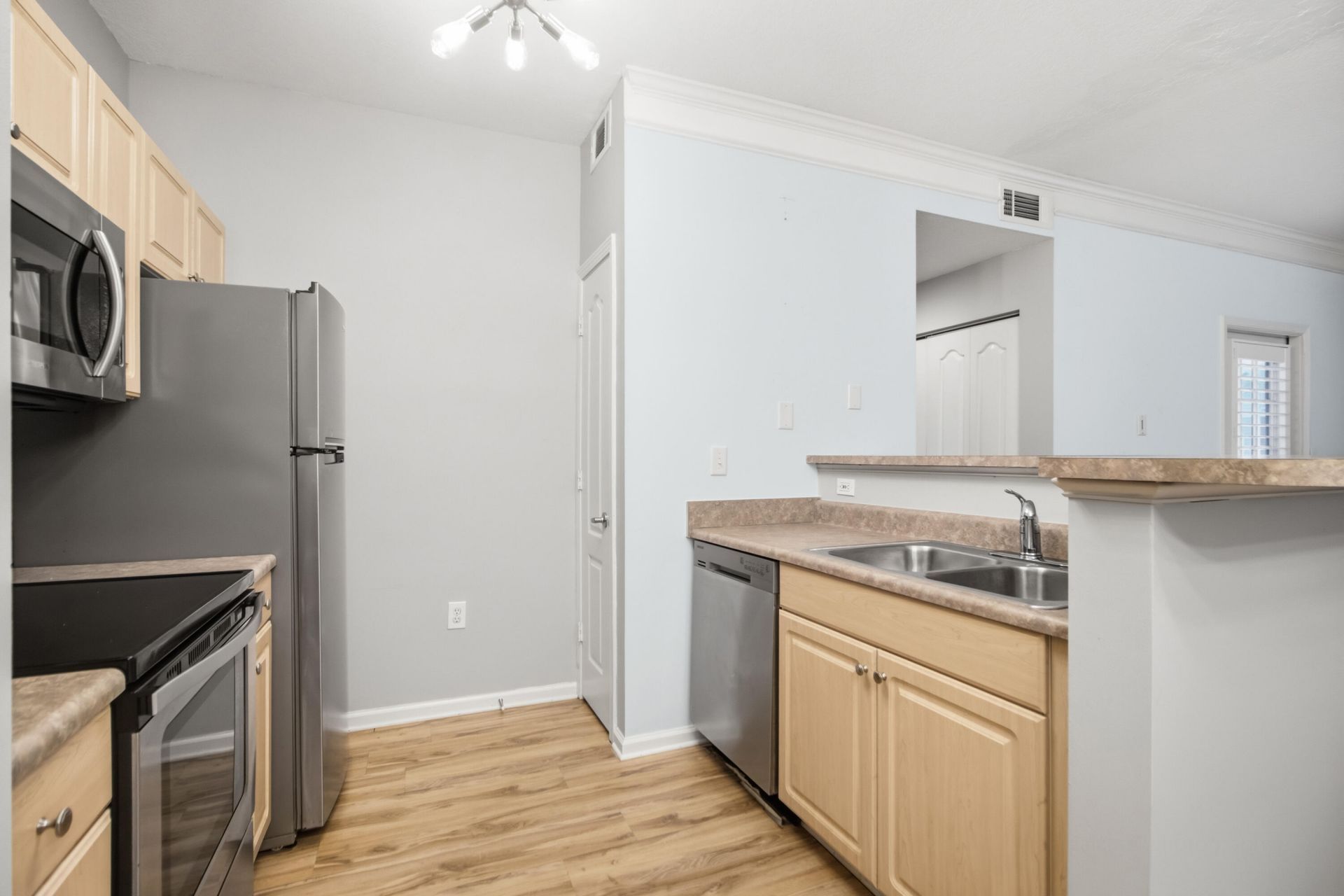 1300 Park West Boulevard Photo 14