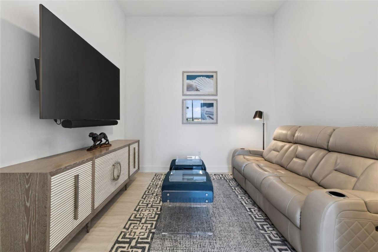 301 Quay Commons, Unit 1903, Sarasota, FL 34236 Photo