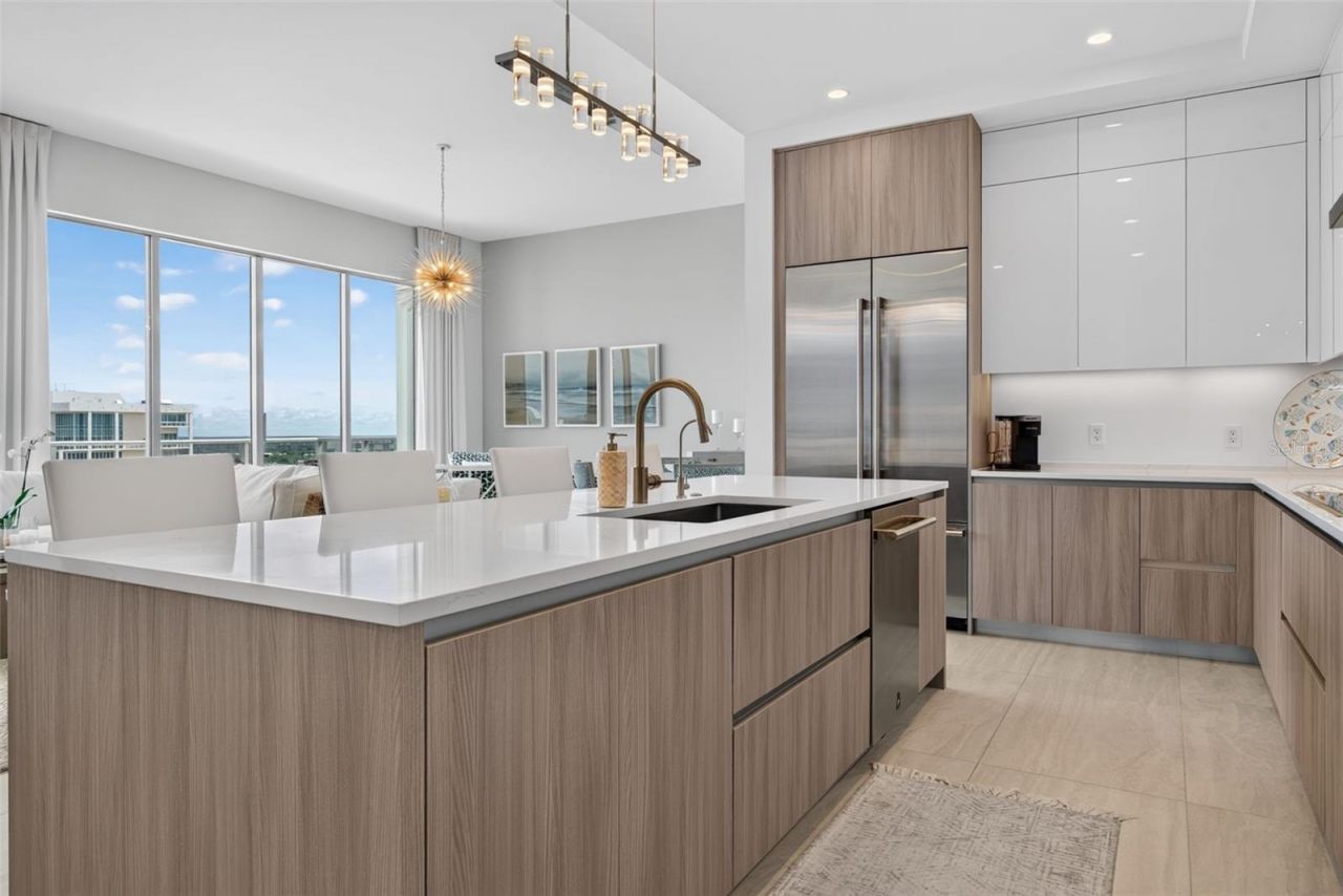 301 Quay Commons, Unit 1903, Sarasota, FL 34236 Photo