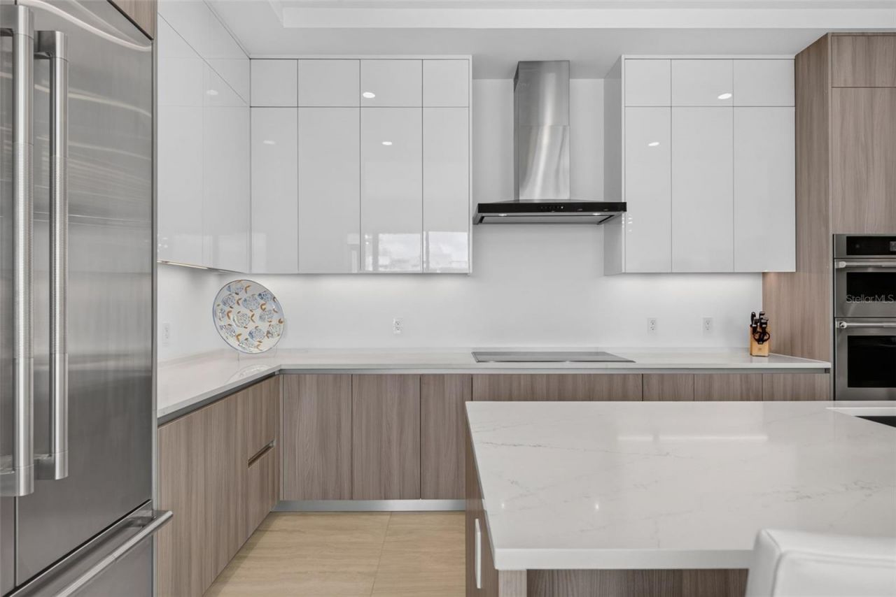 301 Quay Commons, Unit 1903, Sarasota, FL 34236 Photo