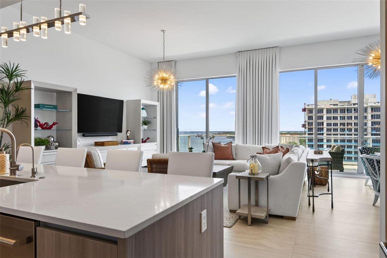 301 Quay Commons, Unit 1903, Sarasota, FL 34236 Photo
