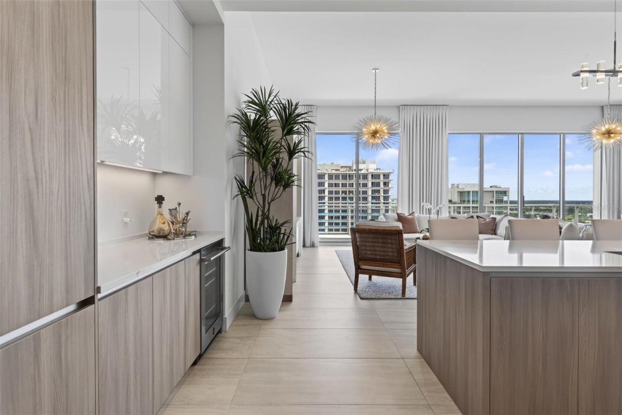 301 Quay Commons, Unit 1903, Sarasota, FL 34236 Photo