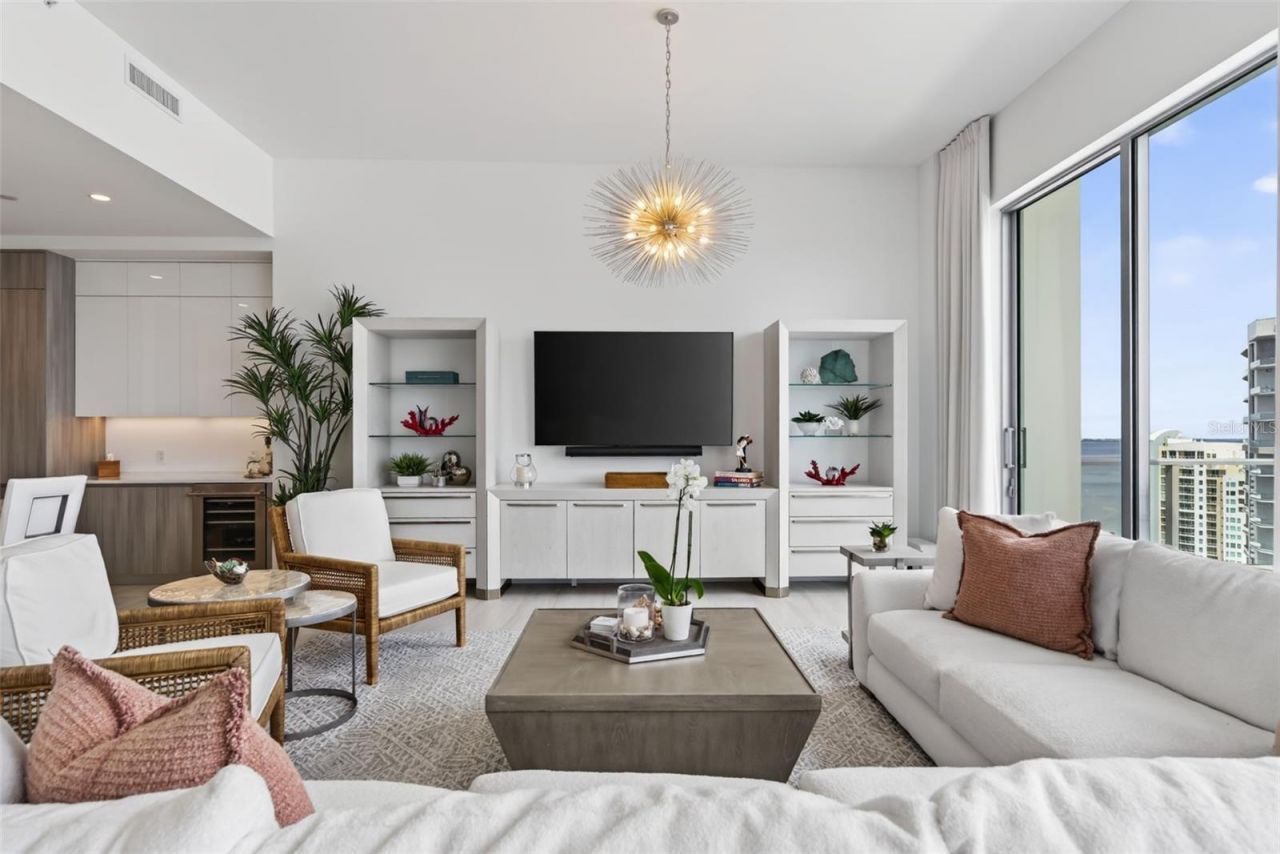 301 Quay Commons, Unit 1903, Sarasota, FL 34236 Photo