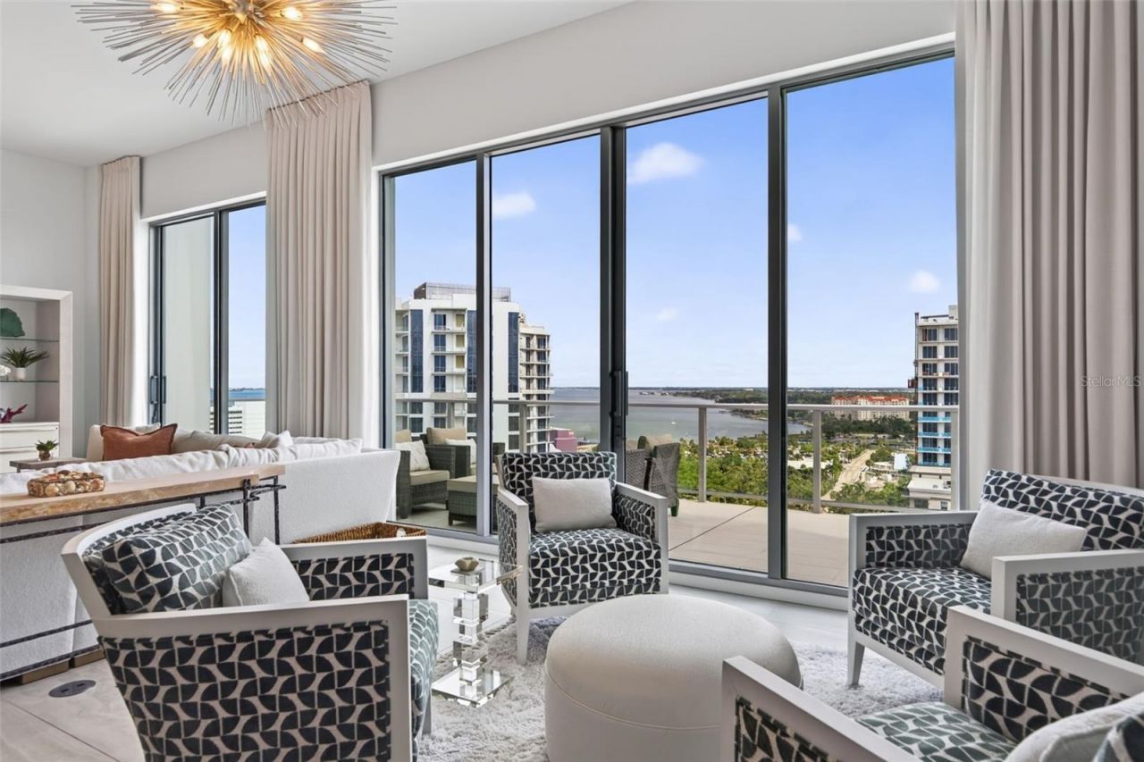 301 Quay Commons, Unit 1903, Sarasota, FL 34236 Photo