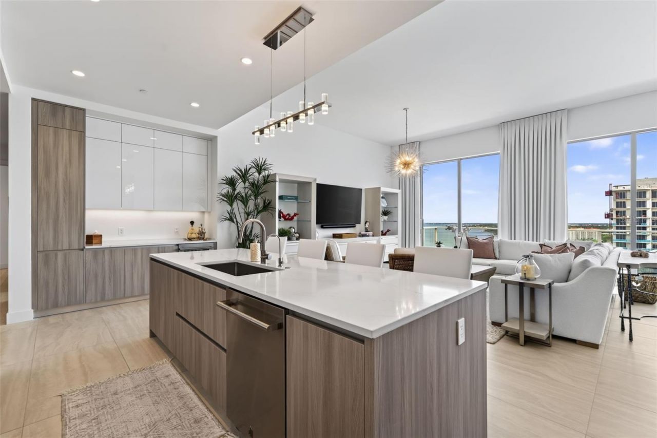 301 Quay Commons, Unit 1903, Sarasota, FL 34236 Photo
