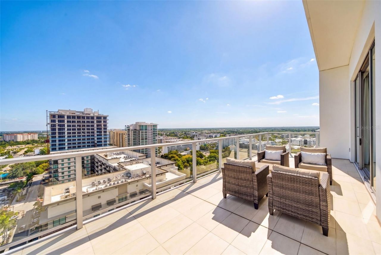 301 Quay Commons, Unit 1903, Sarasota, FL 34236 Photo