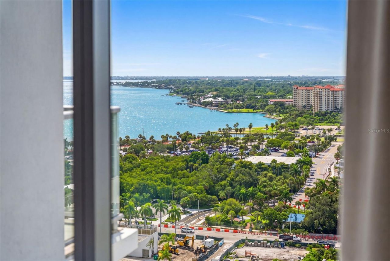 301 Quay Commons, Unit 1903, Sarasota, FL 34236 Photo