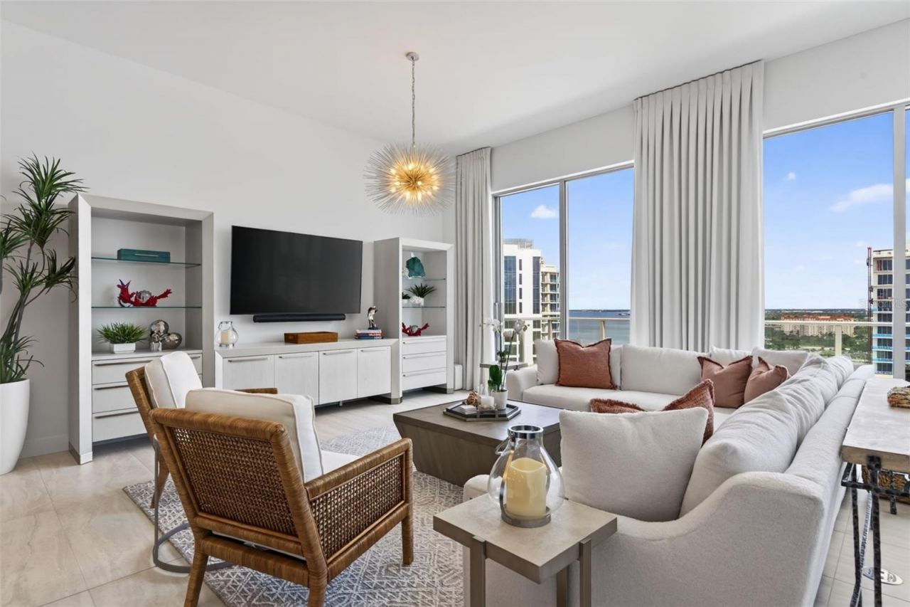 301 Quay Commons, Unit 1903, Sarasota, FL 34236 Photo