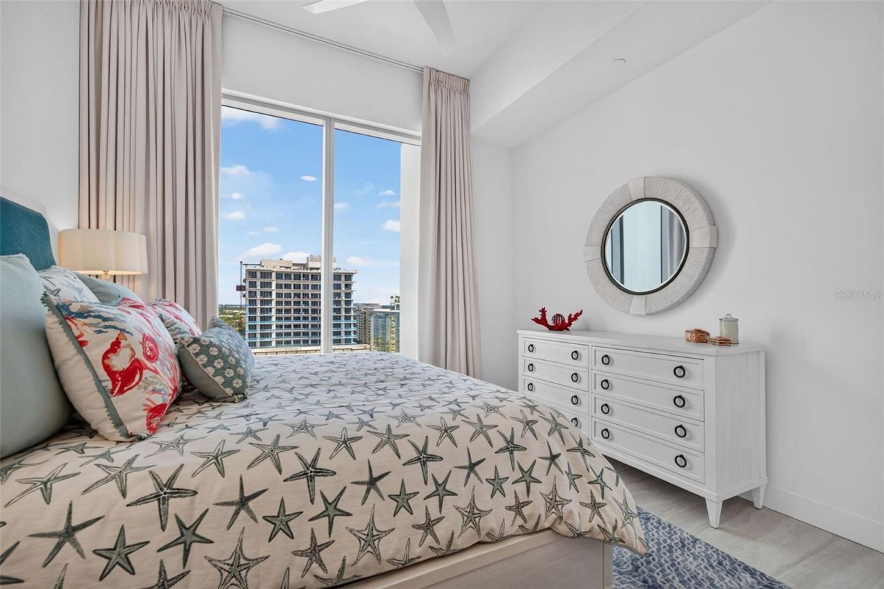 301 Quay Commons, Unit 1903, Sarasota, FL 34236 Photo