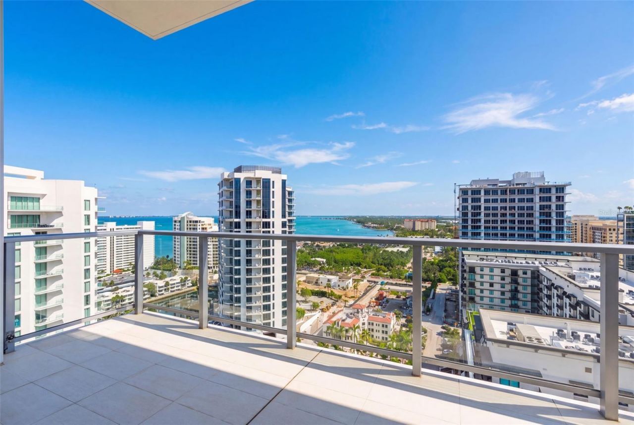 301 Quay Commons, Unit 1903, Sarasota, FL 34236 Photo