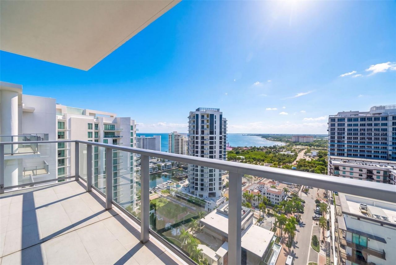 301 Quay Commons, Unit 1903, Sarasota, FL 34236 Photo