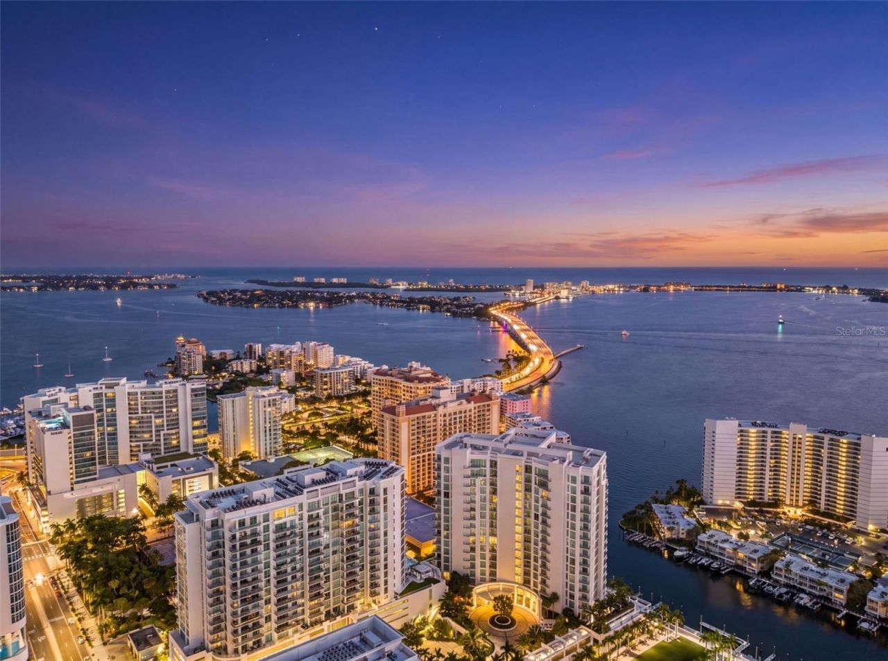 301 Quay Commons, Unit 1903, Sarasota, FL 34236 Photo