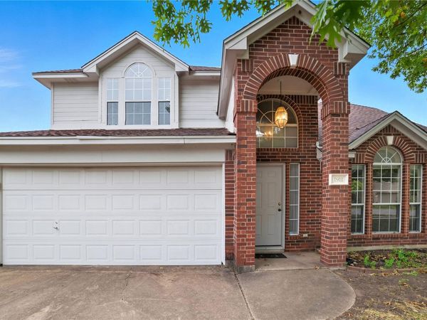 1911 Cedar Bend DR, Round Rock, TX 78681