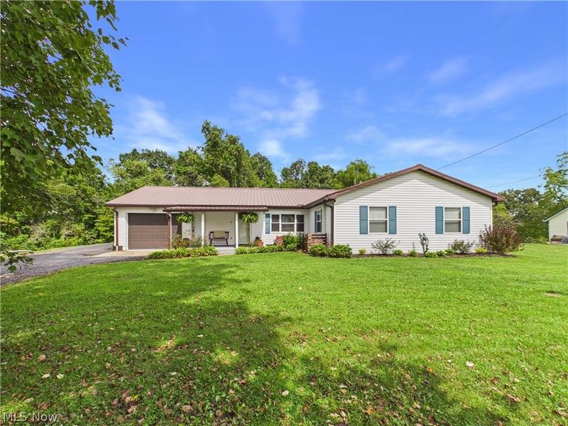6827 Veto Road, Belpre, OH 45714 Photo 1