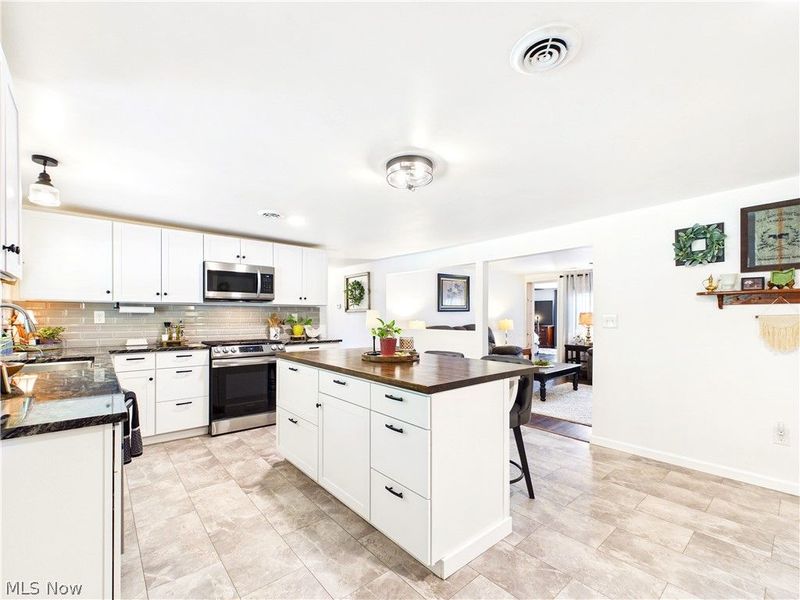 6827 Veto Road, Belpre, OH 45714 Photo 8