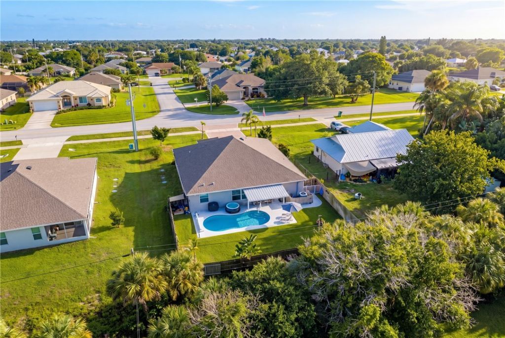 1301 Barber Street , Sebastian, FL 32958 Photo
