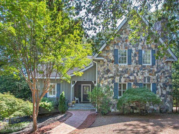 12 Village Lane, Pinehurst, NC 28374