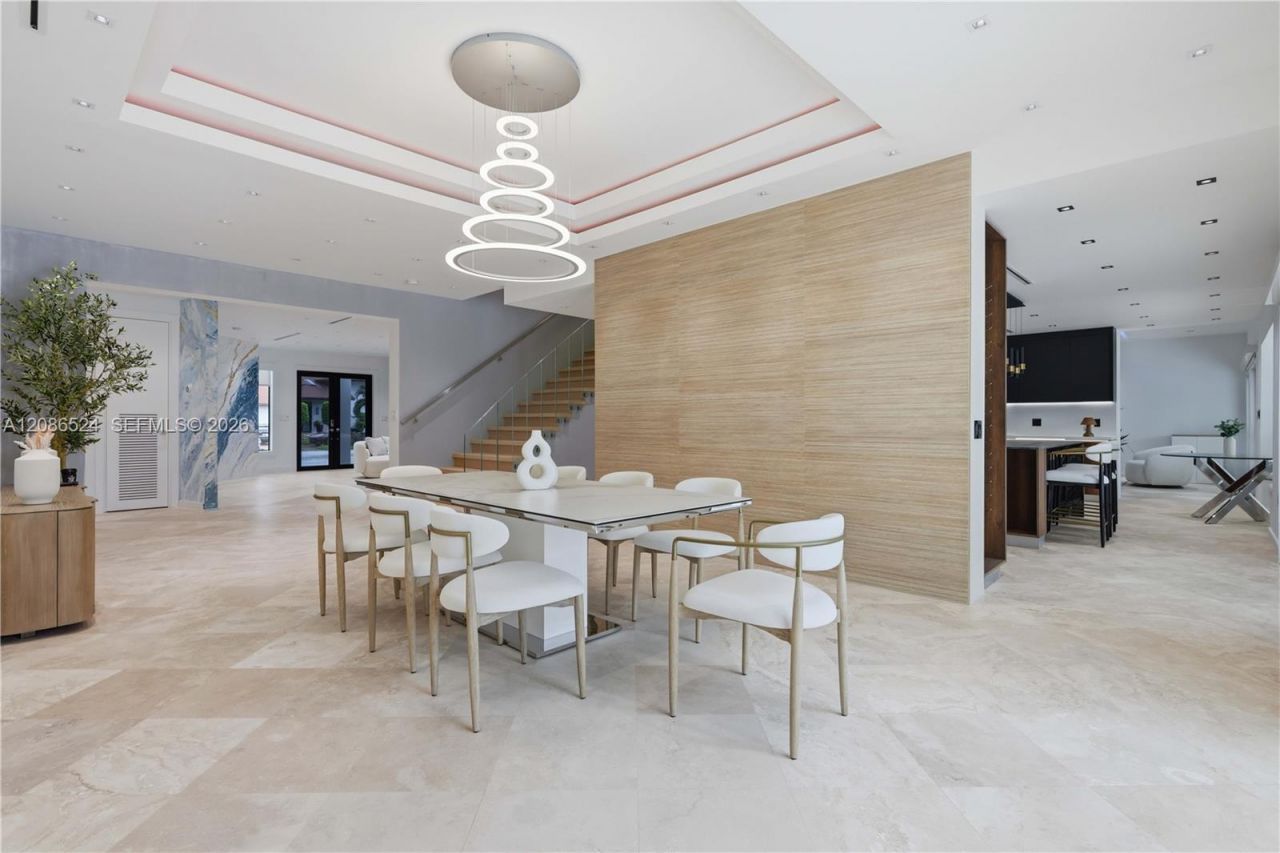 415 Holiday Dr, Hallandale Beach, FL 33009 Photo