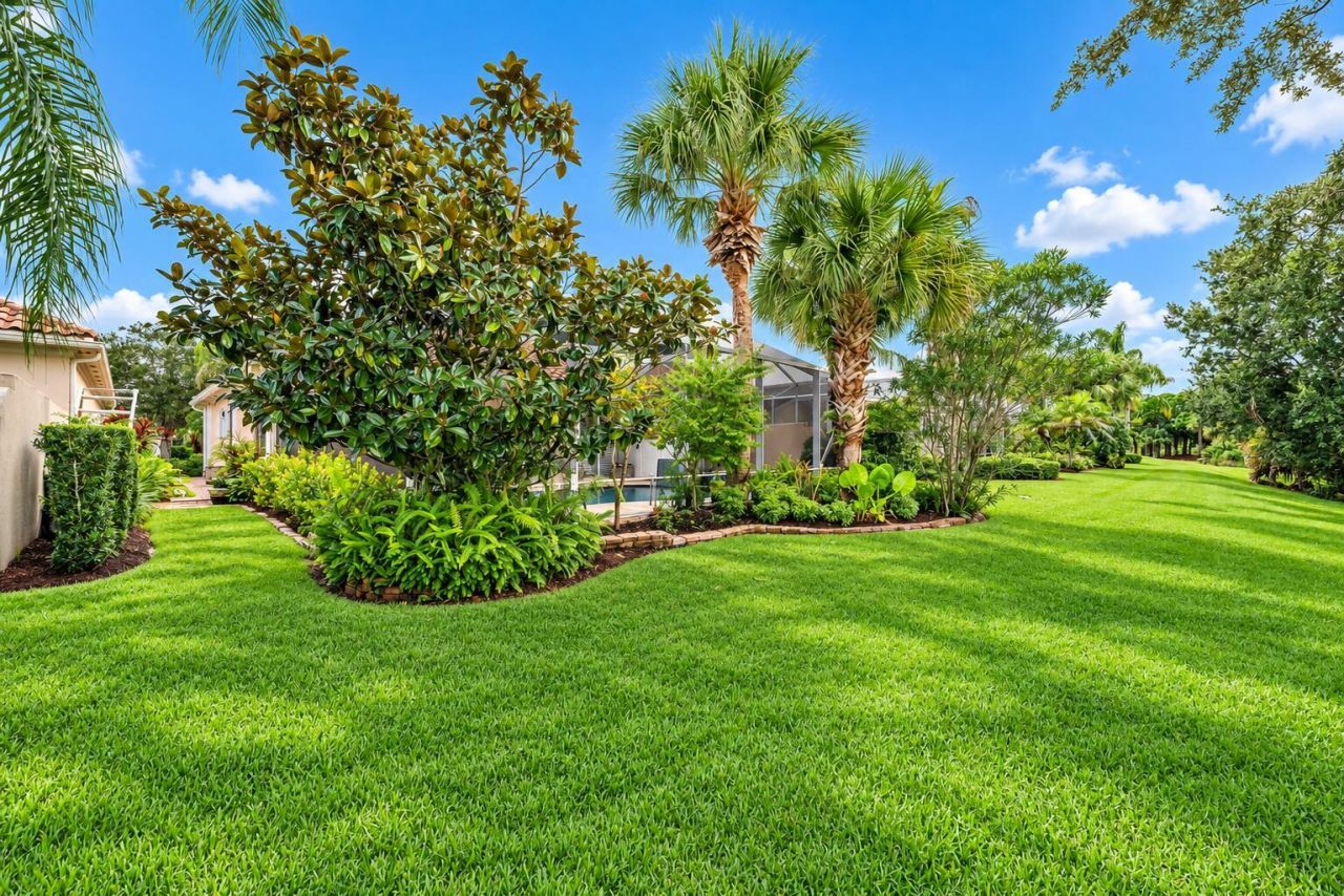 9032 SE Eldorado Way, Hobe Sound, FL 33455 Photo