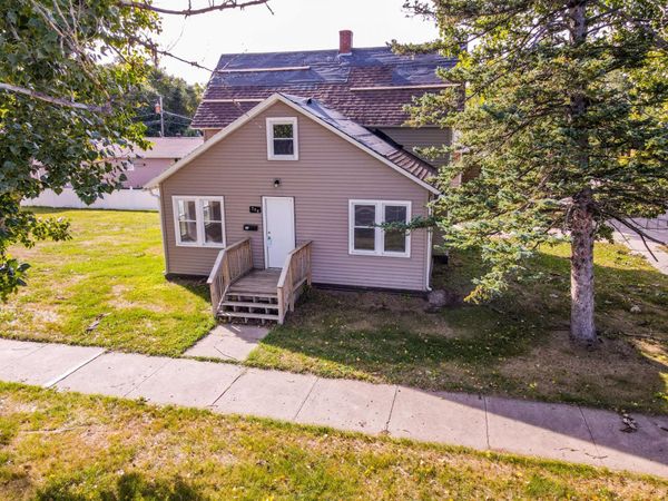 755 4th Street SW, Valley City, ND 58072