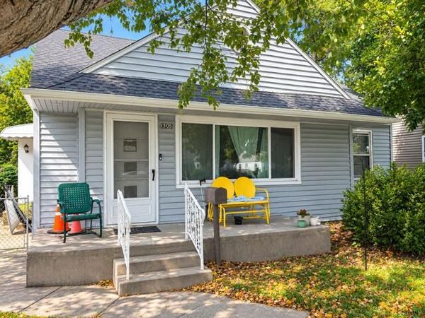 1305 N Kaley Street , South Bend, IN 46628
