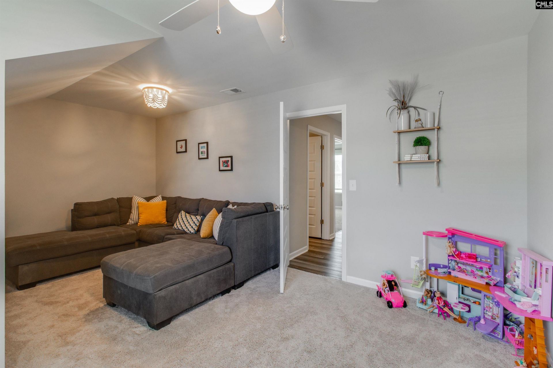 230 Clairmeade Way  Photo 36