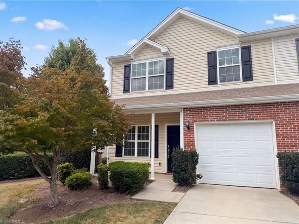 834 Central Park Avenue , Greensboro, NC 27407