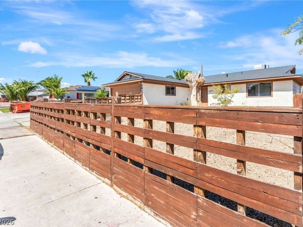 5916 Balzar Avenue , Las Vegas, NV 89108