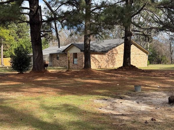 254 County Road 3225, Mount Pleasant, TX 75455