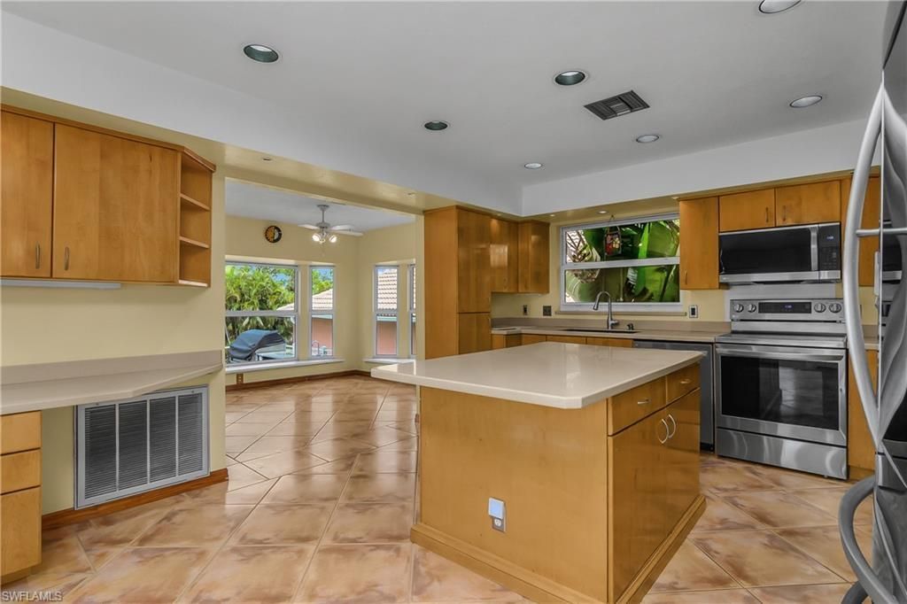27265 High Seas Ln, Bonita Springs, FL 34135 Photo