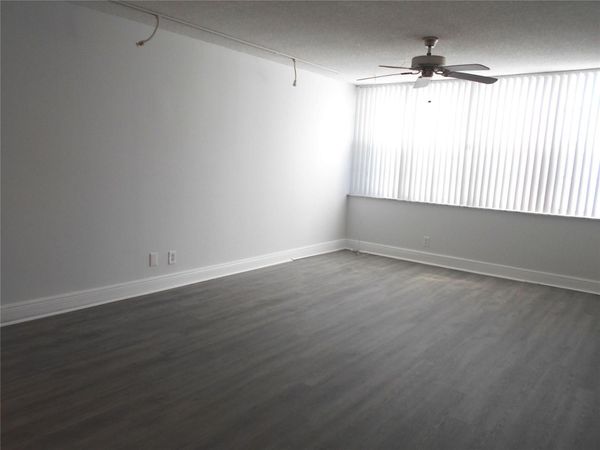 2781 TAFT Street, Unit 311, Hollywood, FL 33020