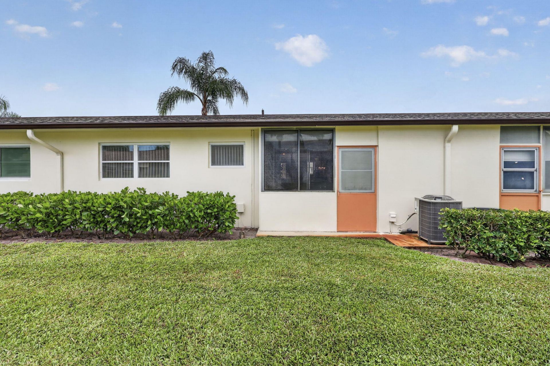 2990 Crosley Drive E, Unit G, West Palm Beach, FL 33415 Photo