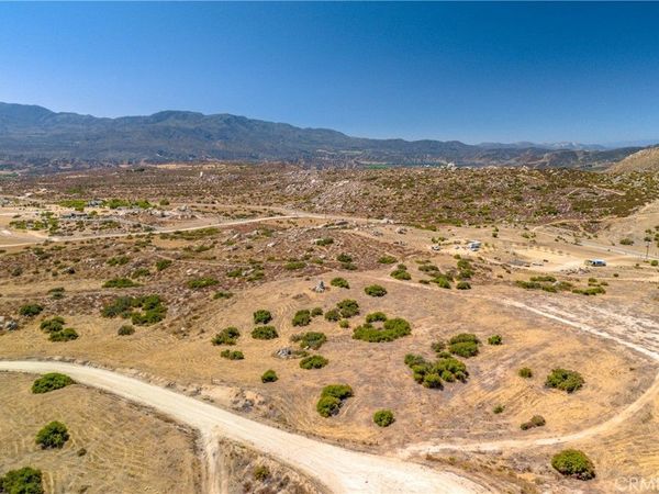 41185 Jojoba Hills Circle, Aguanga, CA 92536