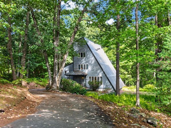 14 Pine Knoll Drive, Atkinson, NH 03811